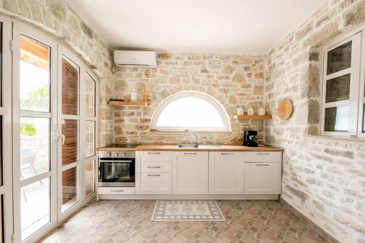 Vila Leon - Old Qeparo - 6 People Extérieur photo